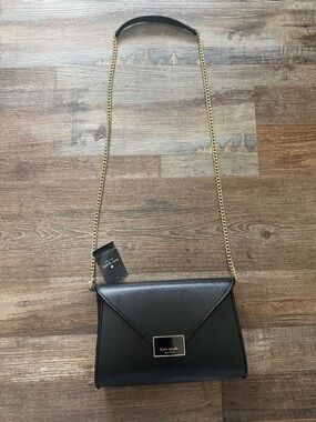 Kate Spade New York Anna Medium Envelope
Convertible Clutch